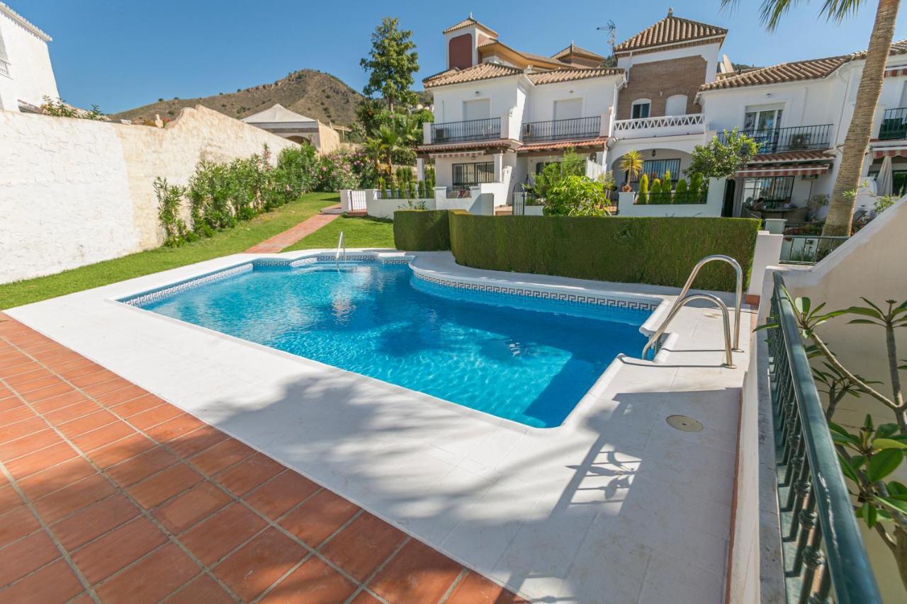 Cipreses House Nerja Villa Buitenkant foto
