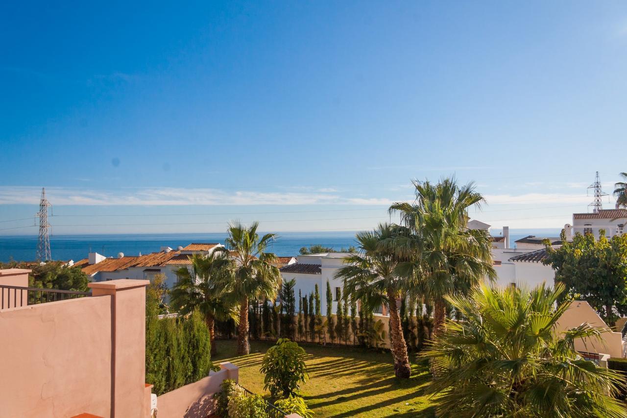 Cipreses House Nerja Villa Buitenkant foto