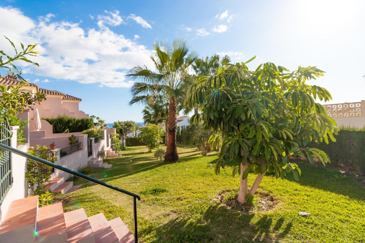 Cipreses House Nerja Villa Buitenkant foto