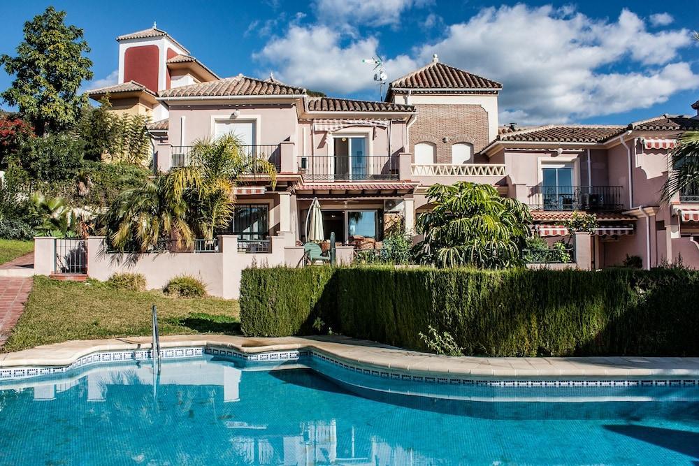 Cipreses House Nerja Villa Buitenkant foto